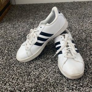 Adidas shoes size 9w
